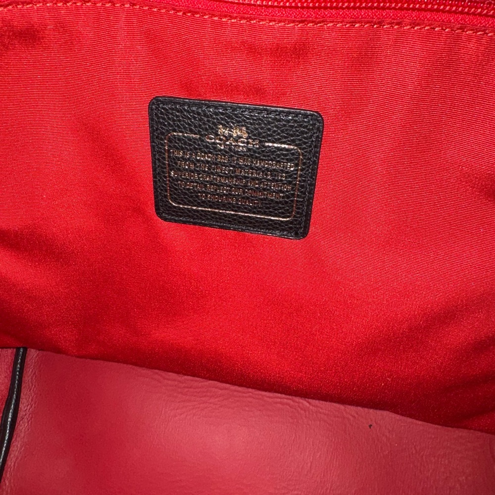 Coach market Tote 

Was originally my mother’s never used. - Picture 4 of 7